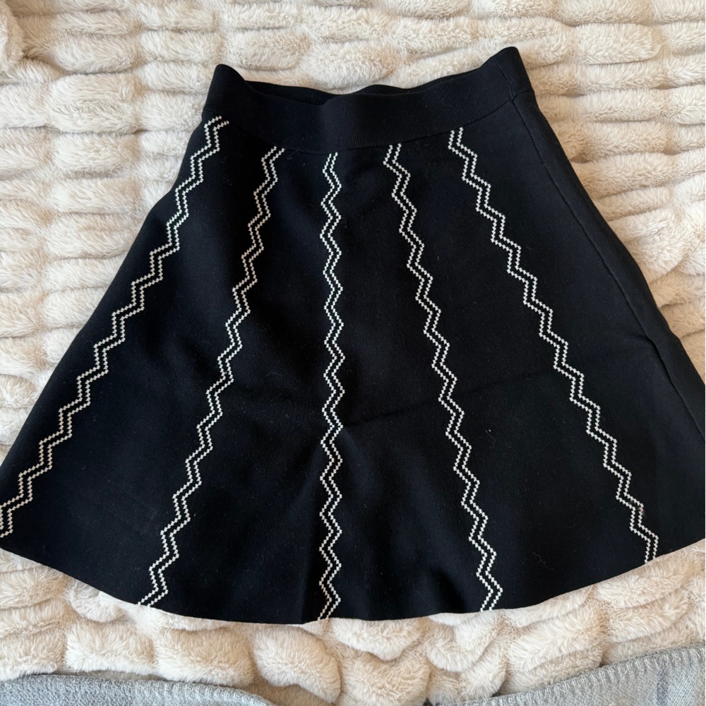Maje Black and White Patterned Skirt